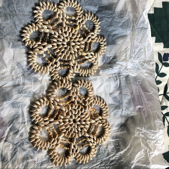 π Doilies, Sea Shells, Set of 2 π - Picture 2 of 16